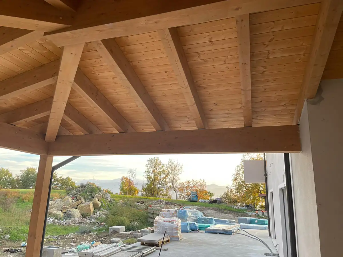 tettoie-e-porticati-in-legno-a-modena