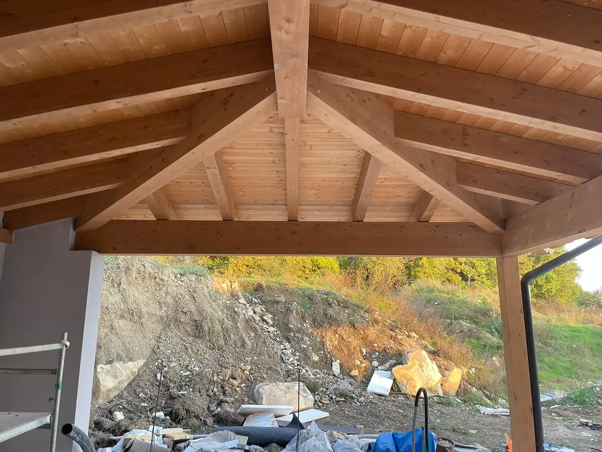tettoie-in-legno-per-giardino